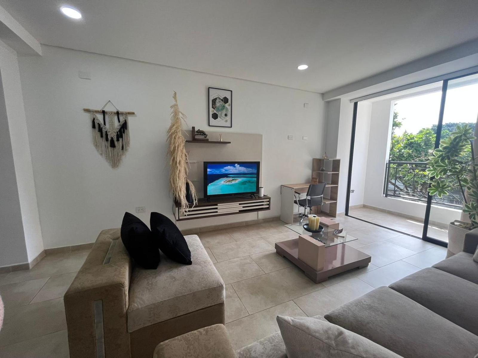 Levits Apartment Medellin Bagian luar foto