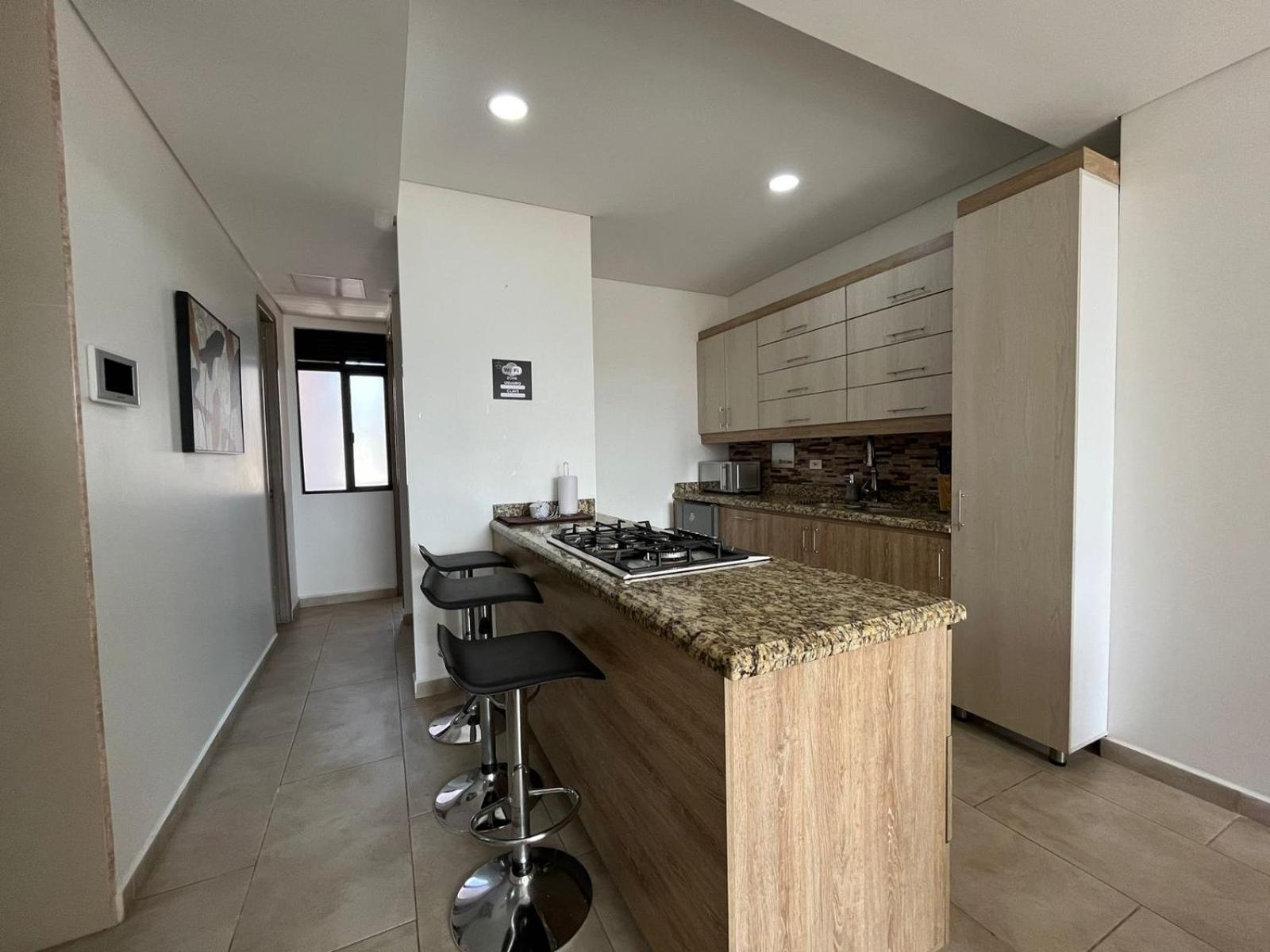Levits Apartment Medellin Bagian luar foto
