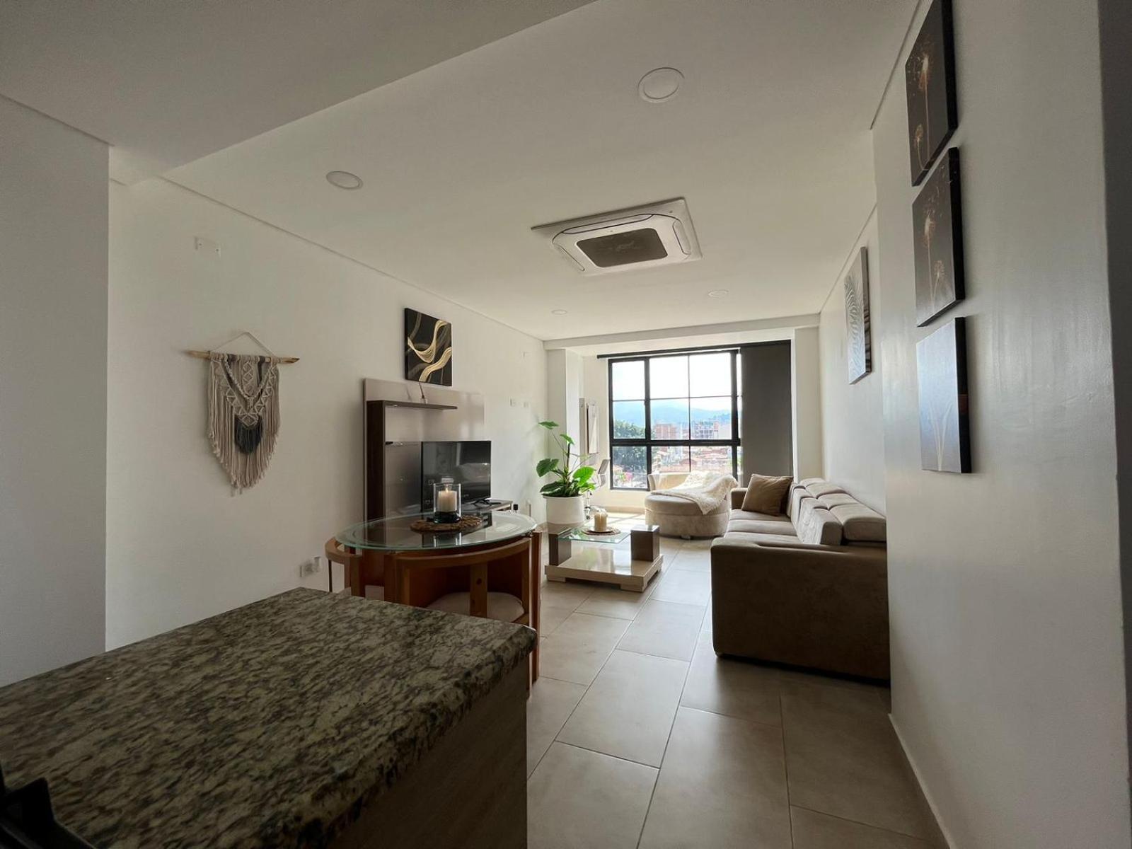 Levits Apartment Medellin Bagian luar foto