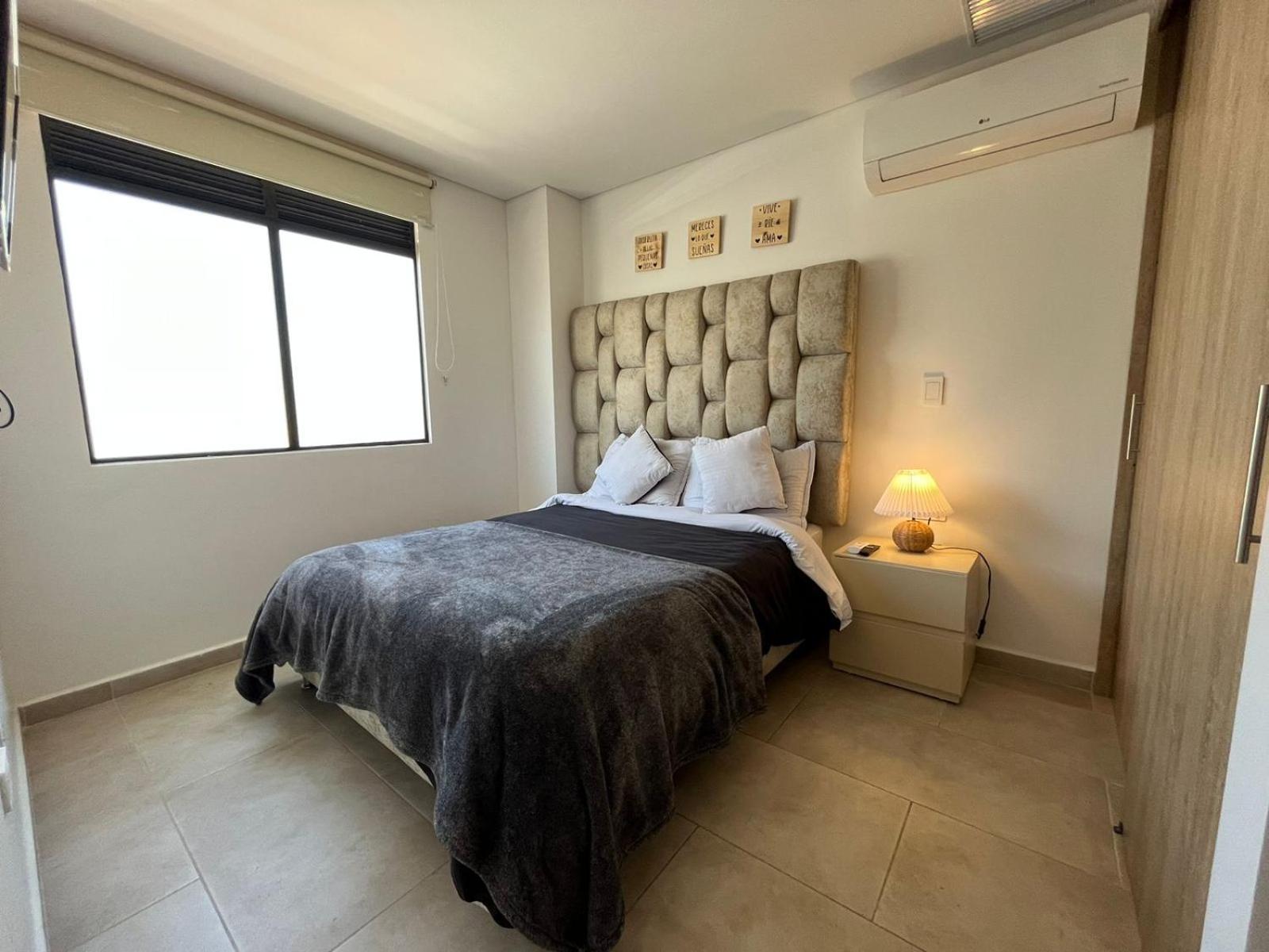 Levits Apartment Medellin Bagian luar foto